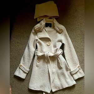 Elegant Cream Women's Coat